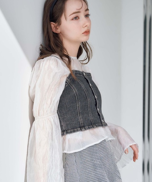archives（アルシーヴ）の「フロントボタンデニムビスチェ