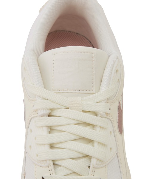 NIKE(ナイキ)の「【NIKE】ナイキ エア マックス 90 ウィメンズシューズ(スニーカー・レディース・ホワイト系その他・23.5cm/24/24.5cm/25/22.5cm/23/25.5cm)」の5枚目の写真