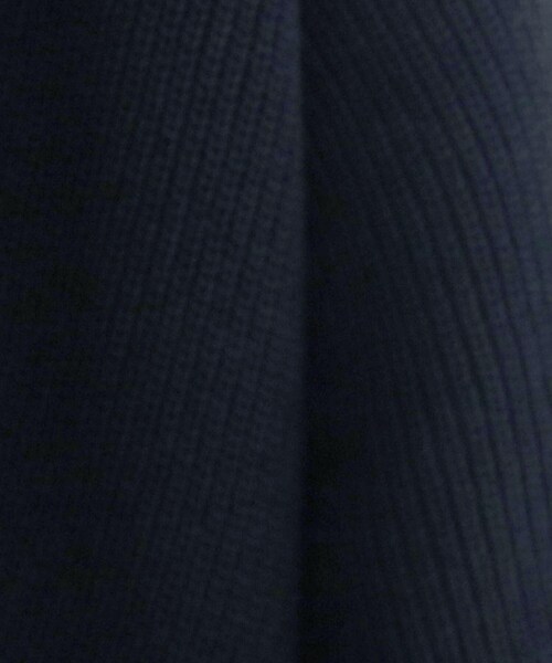 SHOO・LA・RUE(シューラルー)の「◆【洗える/体型カバー】 程よくゆったり さっと羽織れる Vネックカーディガン(カーディガン/ボレロ・レディース・ネイビー/ナチュラル/ホワイト系5/イエロー系その他/ライトブルー・00)」の15枚目の写真