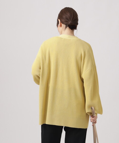 SHOO・LA・RUE(シューラルー)の「◆【洗える/体型カバー】 程よくゆったり さっと羽織れる Vネックカーディガン(カーディガン/ボレロ・レディース・ネイビー/ナチュラル/ホワイト系5/イエロー系その他/ライトブルー・00)」の21枚目の写真