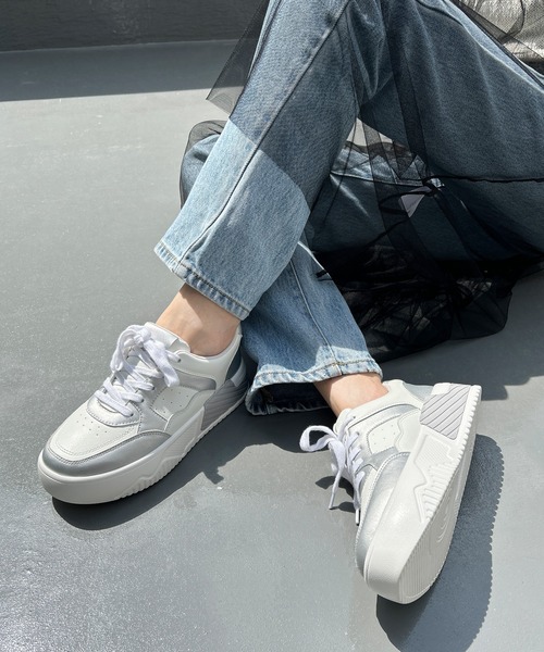 attagirl（アタガール）の「厚底ソールコートスニーカー（スニーカー・レディース・ホワイト/ブラック/ライトピンク/シルバー/ブラウン系その他/ブラック系その他/シルバー系その他・LL/3L/S/M/L）」の6枚目の写真