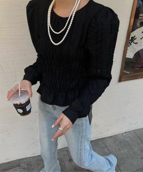AMELY(エミリー)の「パフショルダーギャザーブラウス(シャツ/ブラウス・レディース・ブラック/ベージュ/ホワイト・M/L)」の7枚目の写真
