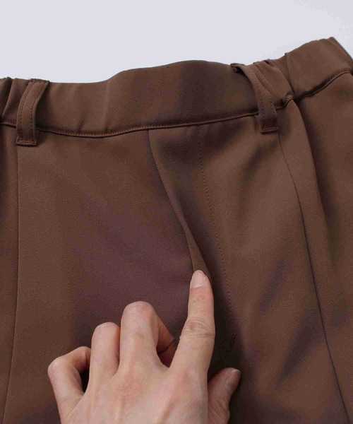 leswel(レスウェル)の「【L~5L 大きいサイズ】 センターシーム すっきり ワイド パンツ(その他パンツ・レディース・ブラウン/ライトグレー/チャコールグレー・5L/4L/3L/LL/L)」の11枚目の写真