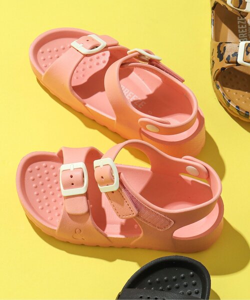 BREEZE（ブリーズ）の「EVAサンダル（サンダル・キッズ・ブラック/カーキ/ブルー/ブラウン/ピンク/レインボー/ベージュ/イエロー/パープル/ライム・13/14/16/19/21/15 /18/20/17）」の9枚目の写真