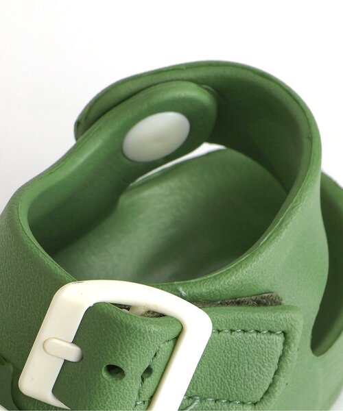 BREEZE（ブリーズ）の「EVAサンダル（サンダル・キッズ・ブラック/カーキ/ブルー/ブラウン/ピンク/レインボー/ベージュ/イエロー/パープル/ライム・13/14/16/19/21/15 /18/20/17）」の15枚目の写真