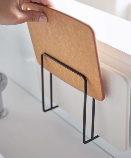 tower（タワー）の「tower(タワー) マグネットまな板スタンド（キッチン収納・レディース・ホワイト/ブラック・F）」の13枚目の写真