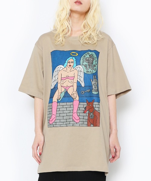 PUNYUS（プニュズ）の「Night angel ビッグＴシャツ（Tシャツ/カットソー・レディース・ブラック/ベージュ/ピンク/ホワイト・3/4）」の3枚目の写真