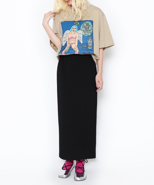 PUNYUS（プニュズ）の「Night angel ビッグＴシャツ（Tシャツ/カットソー・レディース・ブラック/ベージュ/ピンク/ホワイト・3/4）」の15枚目の写真