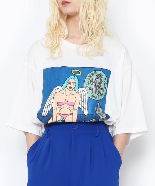 PUNYUS（プニュズ）の「Night angel ビッグＴシャツ（Tシャツ/カットソー・レディース・ブラック/ベージュ/ピンク/ホワイト・3/4）」の22枚目の写真