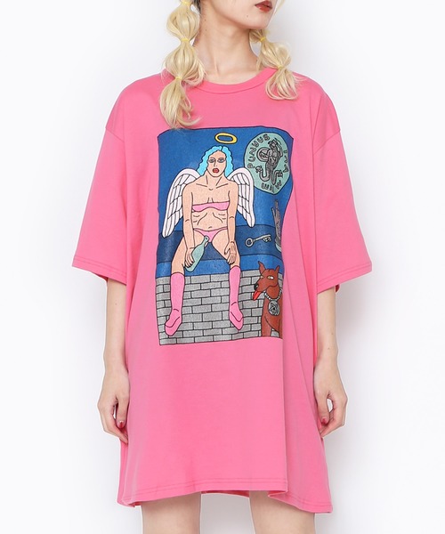PUNYUS（プニュズ）の「Night angel ビッグＴシャツ（Tシャツ/カットソー・レディース・ブラック/ベージュ/ピンク/ホワイト・3/4）」の9枚目の写真