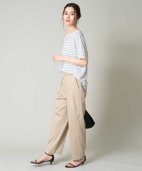 a.v.v（アーヴェヴェ）の「【マシンウォッシャブル】2タックテーパードチノパンツ（チノパンツ・レディース・ベージュ・36/38/40/42/34）」の8枚目の写真