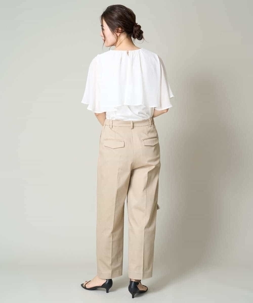 a.v.v（アーヴェヴェ）の「【マシンウォッシャブル】2タックテーパードチノパンツ（チノパンツ・レディース・ベージュ・36/38/40/42/34）」の12枚目の写真