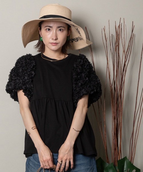 MHBG TOKYO(エムエイチビージートーキョー)の「袖チュール フリルデザインTEE(Tシャツ/カットソー・レディース・ブラック/アイボリー・FREE)」の13枚目の写真