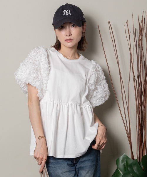 MHBG TOKYO(エムエイチビージートーキョー)の「袖チュール フリルデザインTEE(Tシャツ/カットソー・レディース・ブラック/アイボリー・FREE)」の18枚目の写真