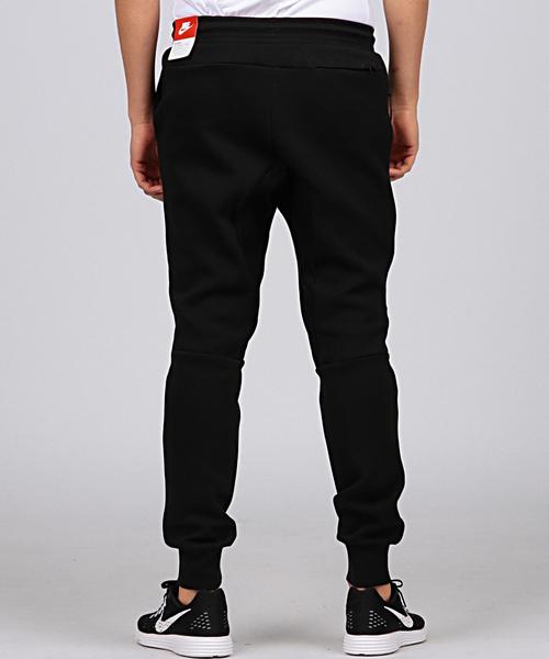 NIKE(ナイキ)の「NIKE(ナイキ) テックフリース1.0 ロングパンツ BLACK(その他パンツ・メンズ・ブラック・SMALL/LARGE/MEDIUM/X-LARGE)」の6枚目の写真