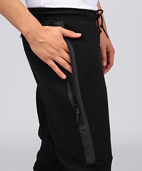 NIKE(ナイキ)の「NIKE(ナイキ) テックフリース1.0 ロングパンツ BLACK(その他パンツ・メンズ・ブラック・SMALL/LARGE/MEDIUM/X-LARGE)」の4枚目の写真