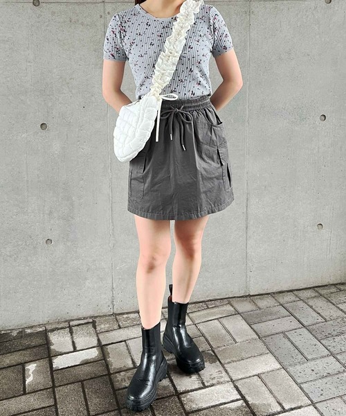 frunco（フランコ）の「花柄サーマル（Tシャツ/カットソー・レディース・ホワイト/ピンク/グレー/グリーン/ブラック・MEDIUM）」の6枚目の写真