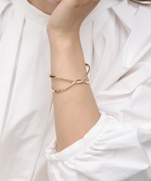 Esime（エシミー）の「ウェーブ クロス バングル（バングル/リストバンド）」