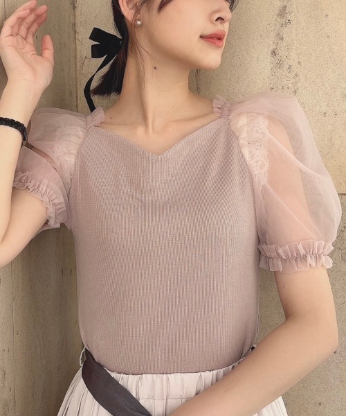 an another angelus(アンアナザーアンジェラス)の「チュールパフスリーブカットトップス/ananotherangelus(Tシャツ/カットソー・レディース・アイボリー/ピンクベージュ/ブラック・FREE)」の3枚目の写真