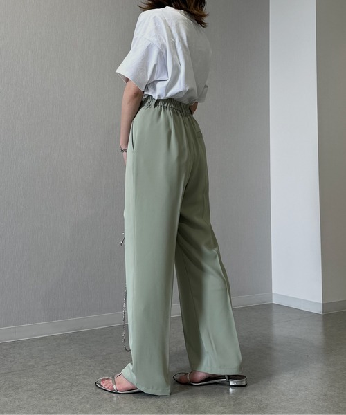 1chaku.（イッチャク）の「ハイウエストスラックスパンツ（スラックス・レディース・ダークグリーン/ブルー/ミント/チャコール/グレイッシュベージュ/ブラック/アイボリー/ピンク・マルチサイズ）」の16枚目の写真