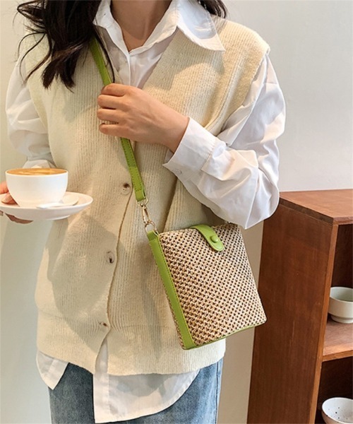 Ritzy(リッツィー)の「5色展開 ストローかご ショルダーバッグ(ショルダーバッグ・レディース・ブラック/ブラウン/ホワイト/グリーン/イエロー・FREE)」の19枚目の写真