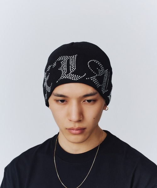 XLARGE(エクストララージ)の「RHINESTONE LOGO KNIT CAP(ニットキャップ/ビーニー・メンズ・ブラック・ONE SIZE)」の4枚目の写真