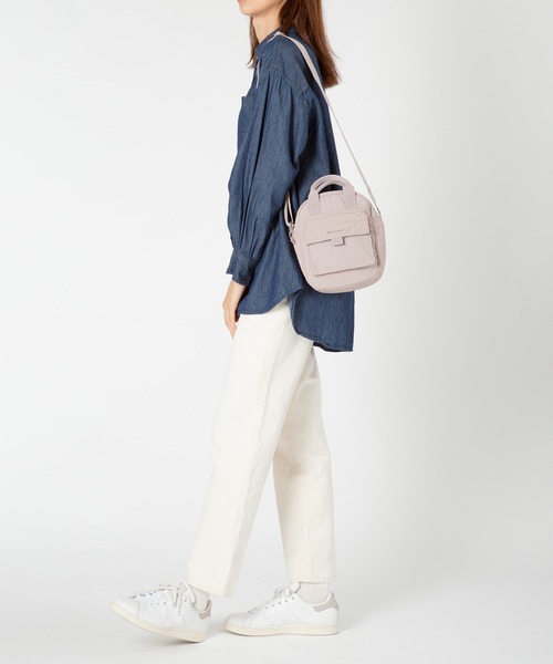 Champion（チャンピオン）の「champion/チャンピオン ショルダーバッグ パース No.63891（ショルダーバッグ・メンズ・アイボリー/ブラック/ピンク・FREE）」の5枚目の写真