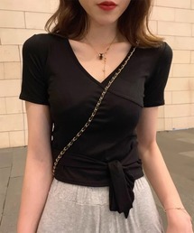 ラップディテールVネック半袖Tシャツ