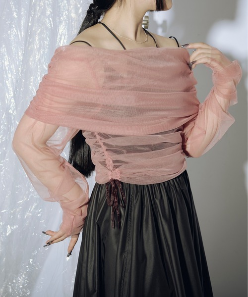 Ezick（エジック）の「Lady mood チュールオフショルトップス（シャツ/ブラウス・レディース・グレー/スモークピンク/ブラック・FREE）」の18枚目の写真