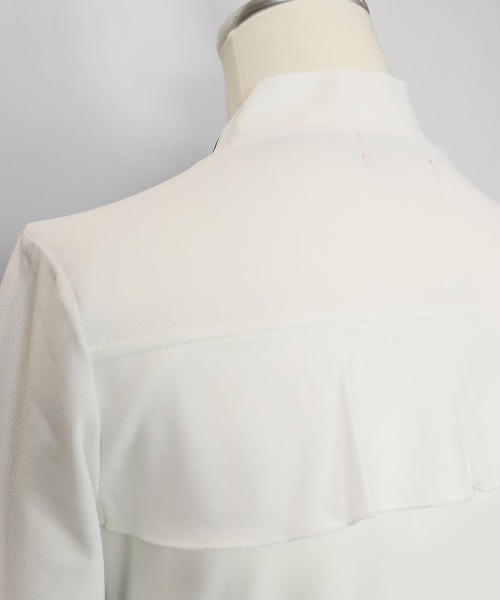 archivio(アルチビオ)の「<LADIES>バックフリル速乾ハイネックプルオーバー【2024年秋冬】(Tシャツ/カットソー・レディース・ホワイト/ブラック・S/M/L)」の4枚目の写真