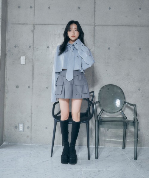 ANDGEEBEE（アンジービー）の「ネクタイセットシャツ（シャツ/ブラウス・レディース・ブルー/グレー・FREE）」の10枚目の写真