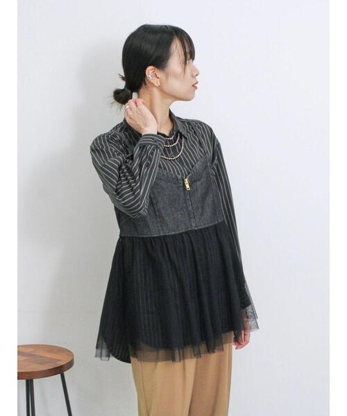 Samansa Mos2 blue（サマンサモスモスブルー）の「【ECO DENIM】チュール切替キャミビスチェ（シャツ/ブラウス・レディース・チャコールグレー/ブラック/キナリ・F）」の13枚目の写真