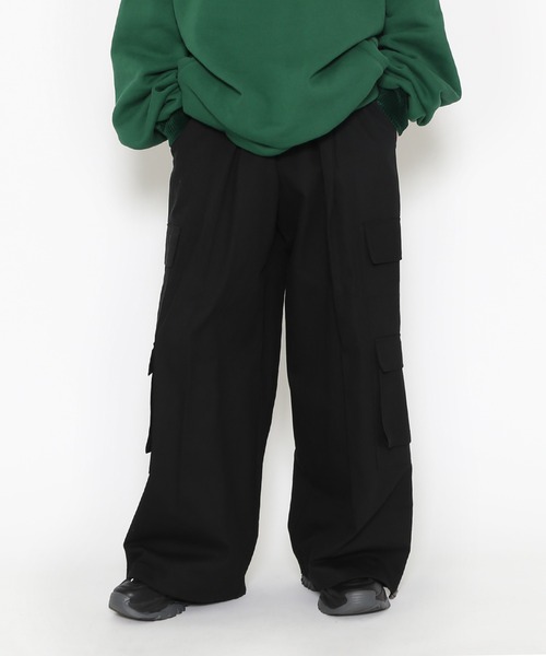 PUNYUS(プニュズ)の「ミリタリーカーゴワイドパンツ(カーゴパンツ・レディース・カーキ/ブラック・1/2/3/4)」の16枚目の写真