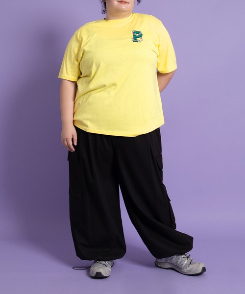 PUNYUS(プニュズ)の「ミリタリーカーゴワイドパンツ(カーゴパンツ・レディース・カーキ/ブラック・1/2/3/4)」の22枚目の写真