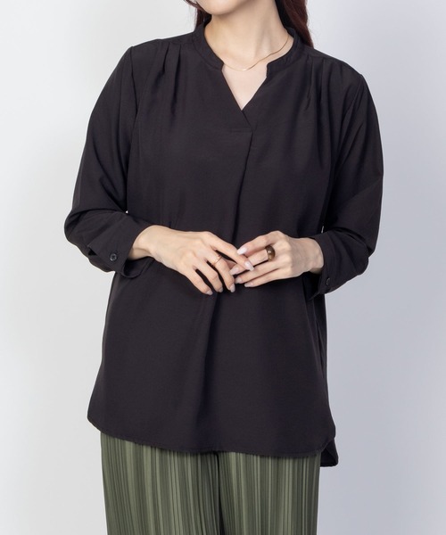 NAVY(ネイビー)の「【シワになりにくい】 NAVY スキッパー7分袖プルオーバー シャツ(シャツ/ブラウス・レディース・ブラック/ブルー/キャメル・M/L)」の5枚目の写真