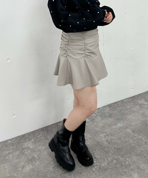 archives（アルシーヴ）の「ギャザーフレアミニスカート（スカート・レディース・ブラック/グレー/モカ・MEDIUM）」の15枚目の写真