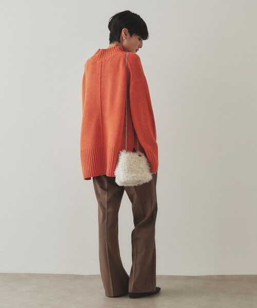 OPAQUE.CLIP（オペークドットクリップ）の「◆【2WAY】ラム風フェイクファーミニショルダーバッグ（ショルダーバッグ・レディース・ブラウン系/チャコールグレー/オフホワイト・00）」の6枚目の写真