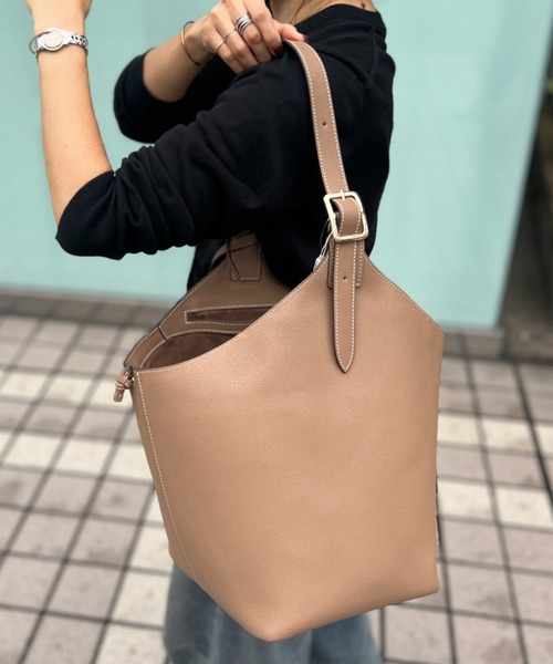 Rouge vif（ルージュヴィフ）の「【mica della valle/ミカデラヴァッレ】grande　トートバッグ（トートバッグ・レディース・ベージュ/ブラウン・フリー）」の2枚目の写真