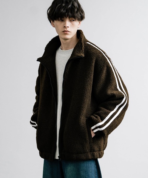 Rocky Monroe(ロッキーモンロー)の「オーバーサイズ シープボアジャケット 袖ライントラックジャケット(ブルゾン・メンズ・オフホワイト/ブラック/ブラウン・L/M)」の1枚目の写真