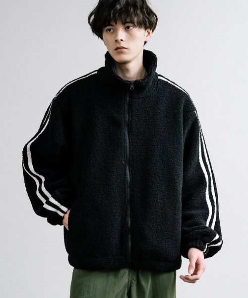 Rocky Monroe(ロッキーモンロー)の「オーバーサイズ シープボアジャケット 袖ライントラックジャケット(ブルゾン・メンズ・オフホワイト/ブラック/ブラウン・L/M)」の3枚目の写真