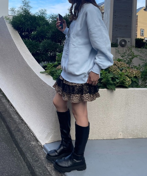 AS KNOW AS plus（アズノゥアズプラス）の「◇DOGプリントスウェットプルオーバー　線画 ワンポイント刺繍 裏起毛（スウェット・レディース・サックスブルー/ベージュ/オートミール・FREE）」の22枚目の写真