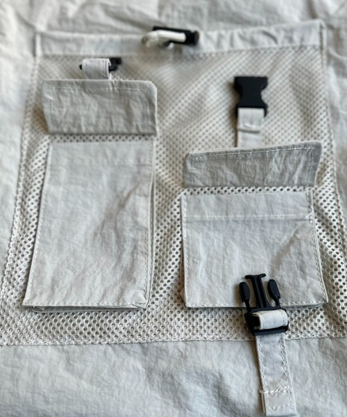 LAC-VERT（ラック・ヴェール）の「異素材ポケットナップサック（バックパック/リュック・レディース・ブラック/グレー/アイボリー・FREE）」の15枚目の写真