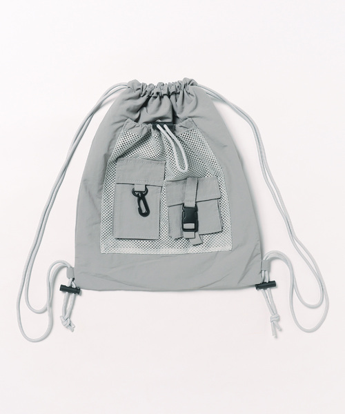 LAC-VERT（ラック・ヴェール）の「異素材ポケットナップサック（バックパック/リュック・レディース・ブラック/グレー/アイボリー・FREE）」の22枚目の写真