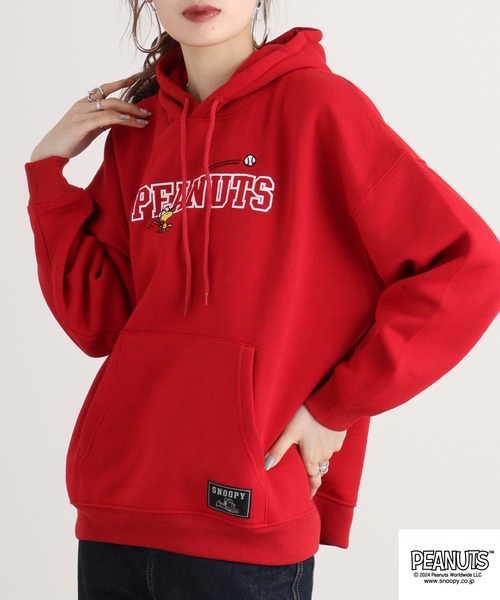 PEANUTS（ピーナッツ）の「PEANUTS 野球柄裏起毛プルパーカー（パーカー・メンズ・ネイビー/ブラック/レッド・M/L/LL）」の19枚目の写真