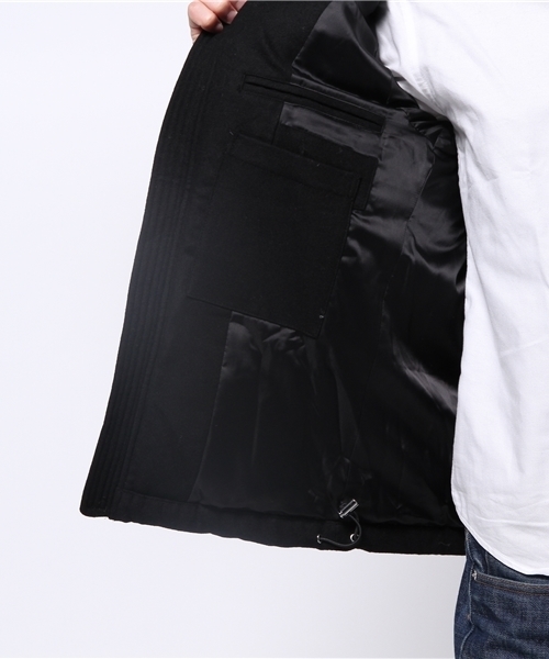 KATHARINE HAMNETT LONDON （キャサリンハムネットロンドン）の「HOODED FRENCH DOWN / フーデットフレンチ ダウン ブルゾン（ダウンジャケット/コート・メンズ・カーキ/ブラック・M/L/XL/XX-LARGE）」の5枚目の写真