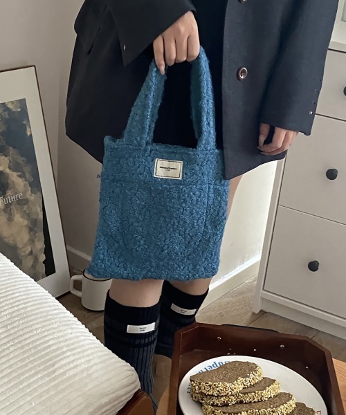 Miniministore(ミニミニストア)の「ボアトートバッグ ミニ 無地 軽量 秋冬(トートバッグ・レディース・アイボリー/ロイヤルブルー/ミント/ピンク/キャメル/モスグリーン/ダークブラウン・FREE)」の22枚目の写真