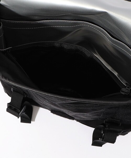 BAGJACK（バッグジャック）の「bagjack Pogo Messenger S（ショルダーバッグ・メンズ・ブラック・FREE）」の13枚目の写真
