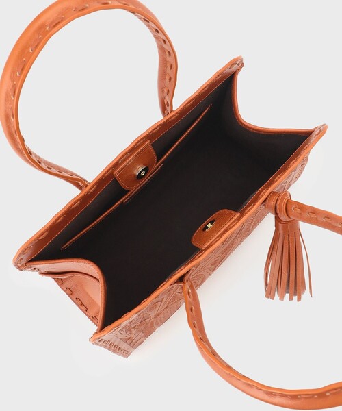 CARVING TRIBES(カービングトライブス)の「BostonBag(トートバッグ・レディース・ブラック/ブラウン系その他・FREE)」の3枚目の写真