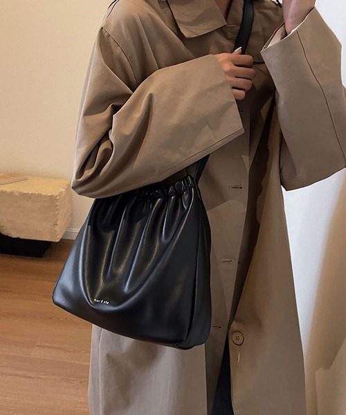 セール】blackdia ocean レザー巾着ショルダーバッグ