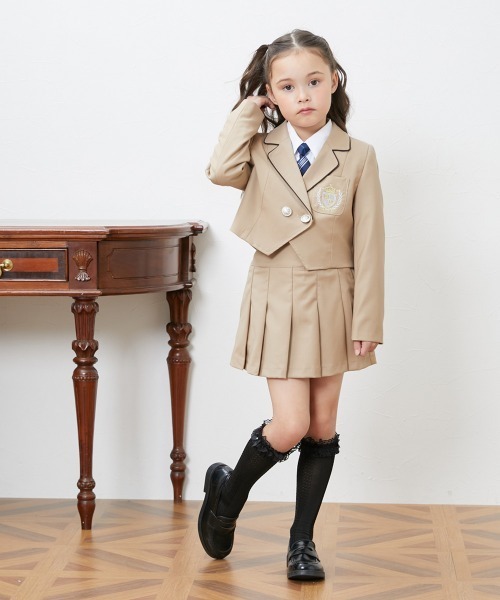 QUNTSTYLE（キュントスタイル）の「フォーマルスカートスーツ4点セット　(110～130cm)（スーツセット・キッズ・グレー/ベージュ・110/130/120）」の2枚目の写真